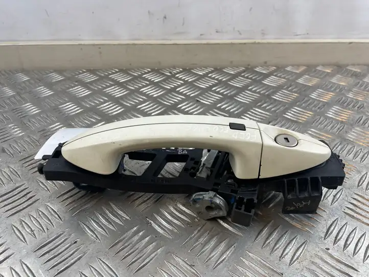 Ford Ecosport (2013 - 2018) 8A61A224A36 Наружная ручка двери — фото 3