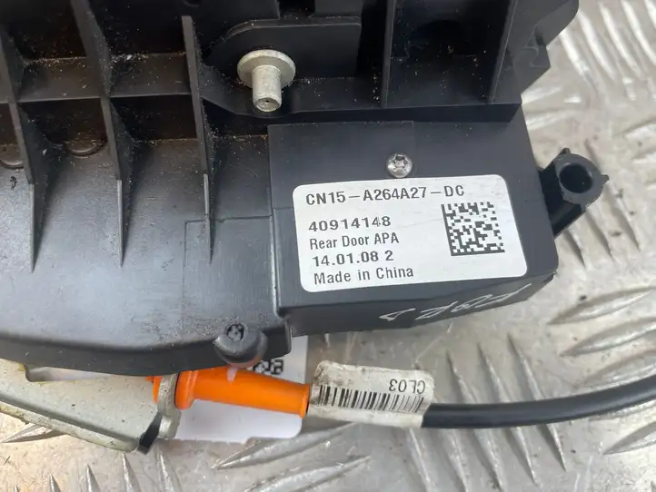 Ford Ecosport (2013 - 2018) CN15A264A27DC Замок задней двери — фото 2