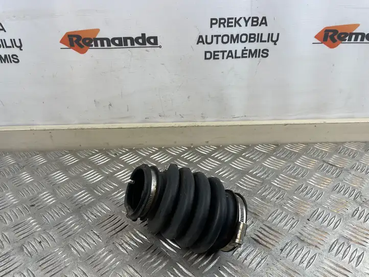 Ford Ecosport (2013 - 2018) CN119R504CA Детали воздухозаборника — фото 1