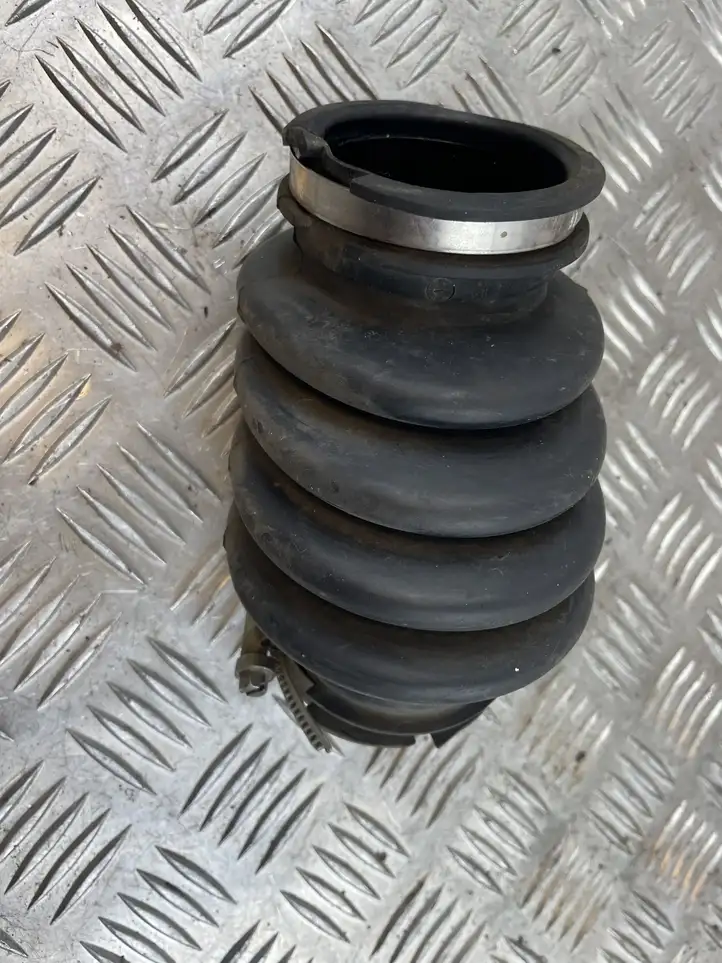 Ford Ecosport (2013 - 2018) CN119R504CA Детали воздухозаборника — фото 6
