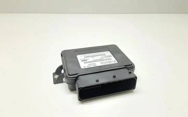 Volvo V70 (2007 - 2013) 6G912598BC Блок управления стояночным тормозом — фото 1