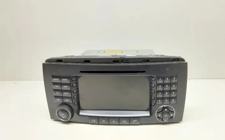 Mercedes-Benz R W251 (2005 - 2013) A2518202679 Магнитола / мультимедийная система — фото 1
