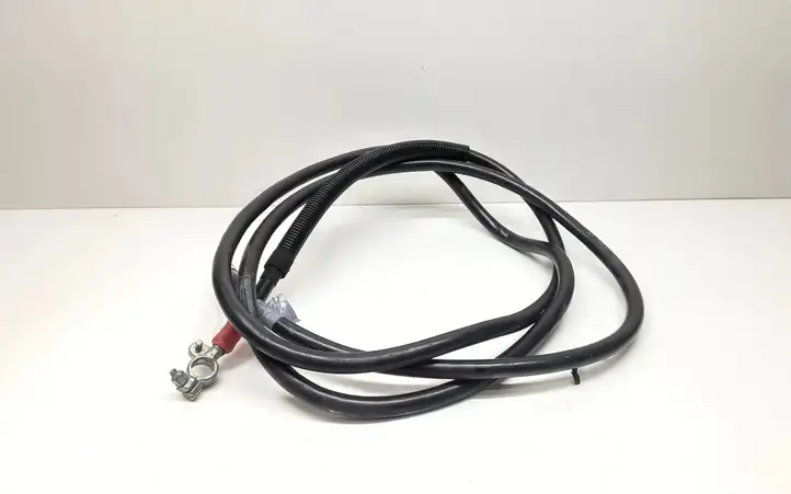Mercedes-Benz E W211 (2002 - 2009) A2115409407 Плюсовой провод аккумулятора — фото 1
