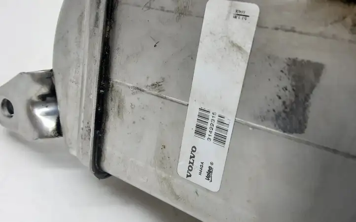 Volvo V60 (2013 - 2018) 31422315 Охладитель клапана EGR — фото 3