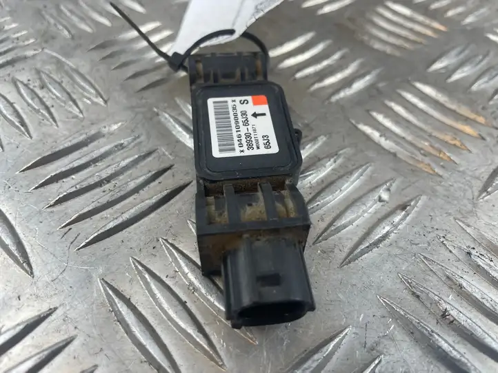 Suzuki Grand Vitara II (2005 - 2008) 3893065J30 Датчик удара SRS — фото 4
