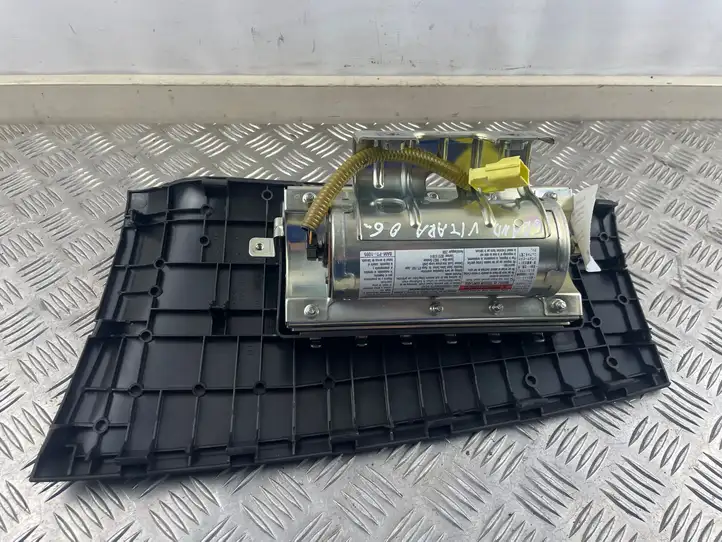 Suzuki Grand Vitara II (2005 - 2008) 7391065J10E Подушка безопасности пассажира — фото 6