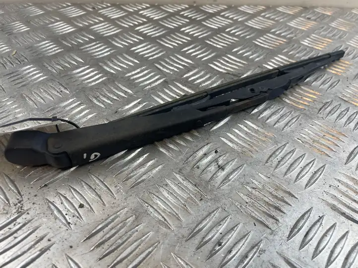 Ford Ecosport (2013 - 2018) Поводок заднего стеклоочистителя — фото 2