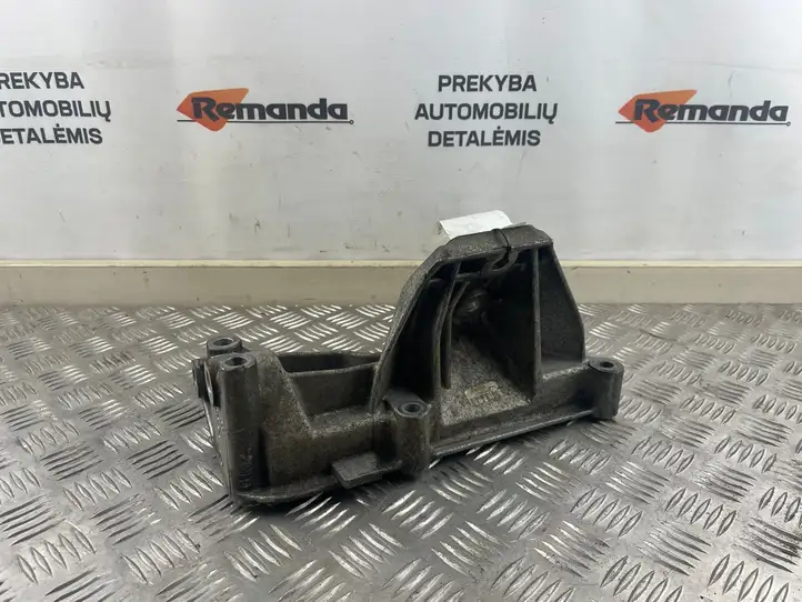 Iveco Daily Daily 6th gen (2012 - 2020) 500376599 Кронштейн двигателя — фото 1
