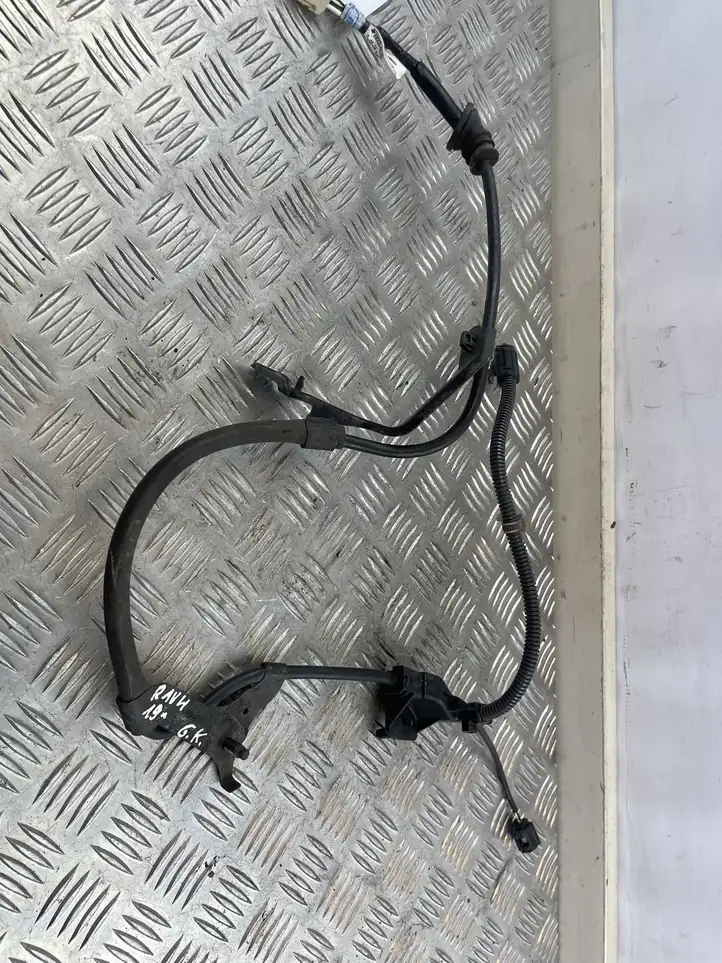 Toyota RAV 4 (XA50) (2018 - ) 890C042020 Проводка заднего датчика ABS — фото 4