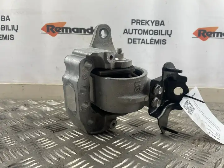 Toyota RAV 4 (XA50) (2018 - ) Опора двигателя — фото 2