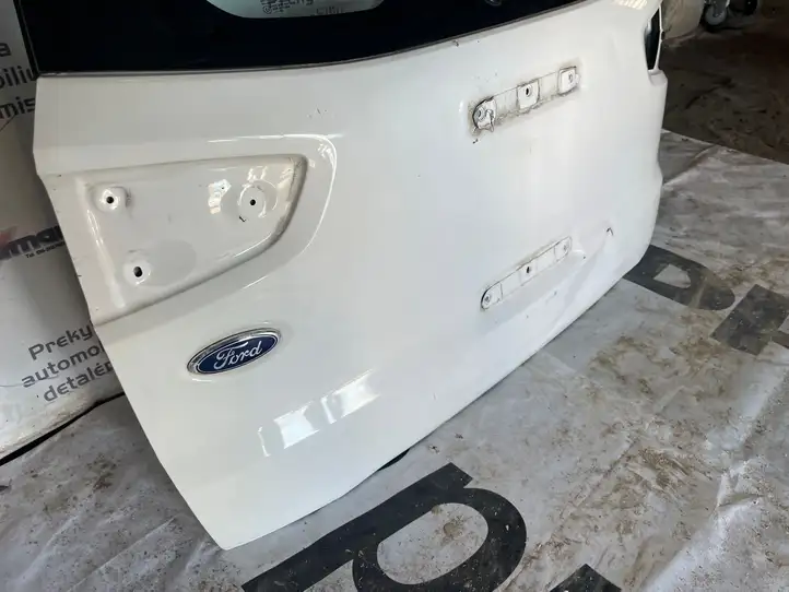 Ford Ecosport (2013 - 2018) Крышка багажника — фото 5