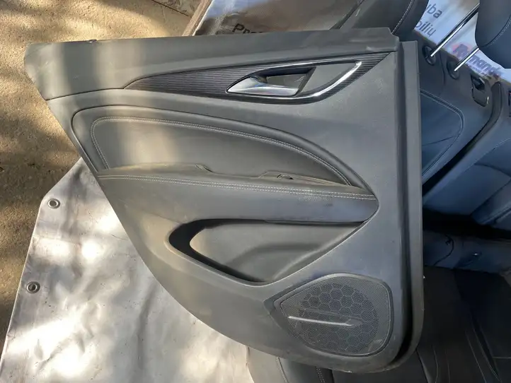 Opel Insignia B (2017 - ) Комплект салона — фото 8