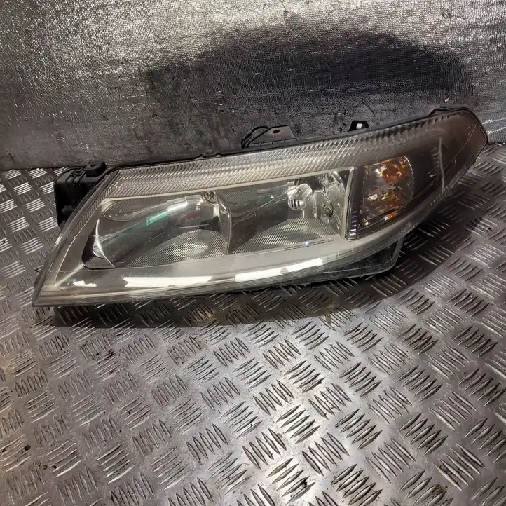 Renault Laguna II (2001 - 2005) 8200163323 Передняя фара — фото 3
