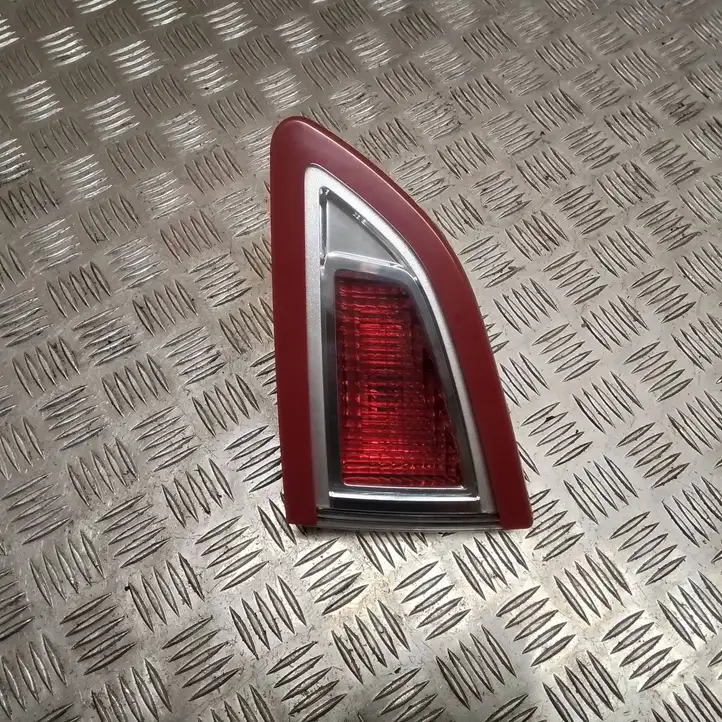 Renault Scenic III - Grand scenic III (2009 - 2016) 268550018R Задний фонарь в крышке багажника — фото 3
