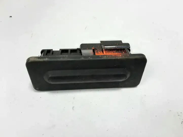 Citroen C4 Cactus (2017 - ) 9676028380 Кнопка закрытия багажника — фото 1