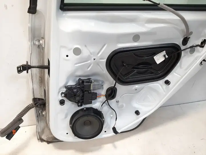 Volkswagen Polo VI (2015 - 2019) 2G4839916B Задняя дверь — фото 5