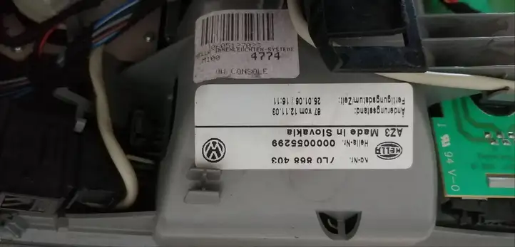 Volkswagen Touareg I (2002 - 2010) 7L0868403 Передняя подсветка — фото 1