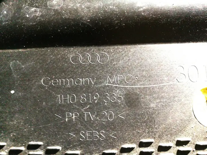 Audi A8 S8 D4 4H (2010 - 2014) 4H0819335 Накладка крыла — фото 2