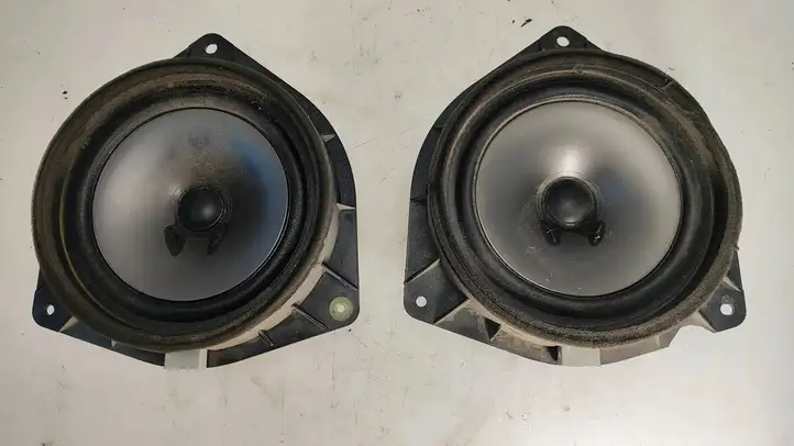 Toyota Yaris Verso (1999 - 2005) 8616052020 Динамики передних дверей — фото 1