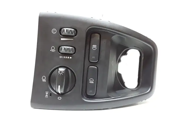 Volvo XC90 (2002 - 2006) 8685452 Включатель фонарей — фото 1