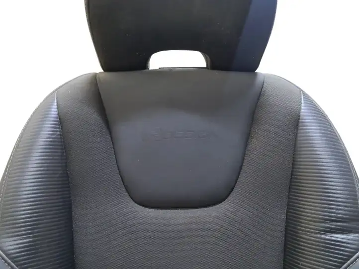 Volvo S60 (2010 - 2013) Переднее сиденье водителя — фото 4