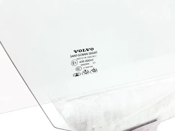 Volvo XC70 (2007 - 2013) Стекло передней двери — фото 2