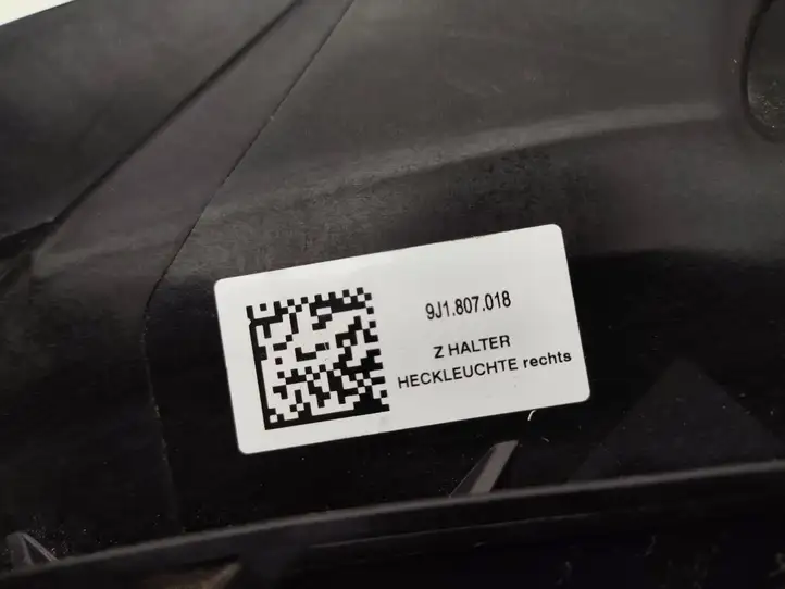 Porsche Taycan 9J1 (2019 - ) 9J1807126 Кронштейн заднего бампера — фото 5