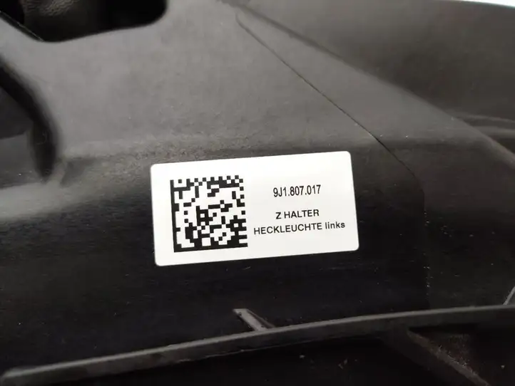 Porsche Taycan 9J1 (2019 - ) 9J1807125 Кронштейн заднего бампера — фото 4
