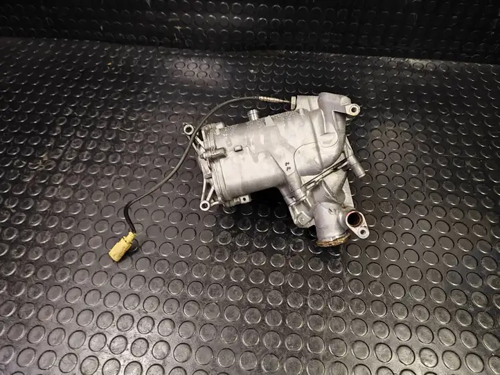 Audi A8 S8 D4 4H (2013 - 2017) 059131515FM Охладитель клапана EGR — фото 4