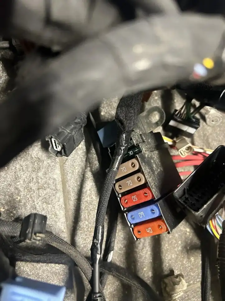 Opel Vivaro (2014 - 2018) 93455415 Прочая электропроводка — фото 2