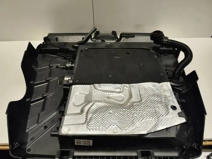 Audi Q7 4M (2015 - ) 4M0133837AA Крышка двигателя декоративная — фото 2