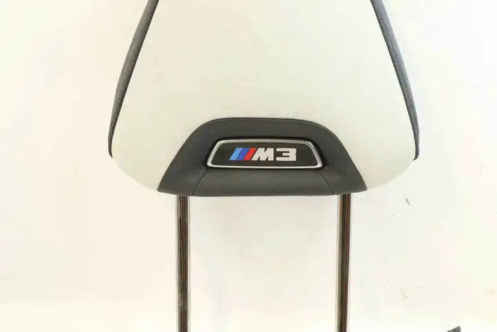 BMW M3 G80 (2020 - ) 8067319 Подголовник переднего сиденья — фото 2