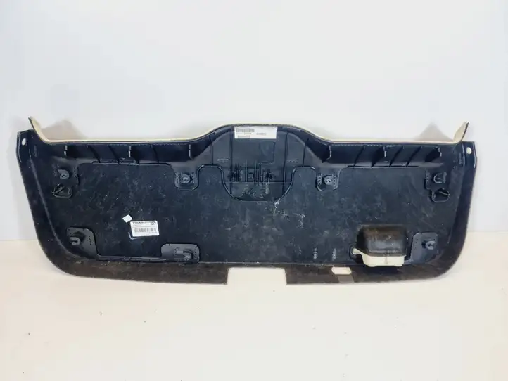 Volvo V70 (2013 - 2016) 39832919 Комплект обшивки крышки багажника — фото 2