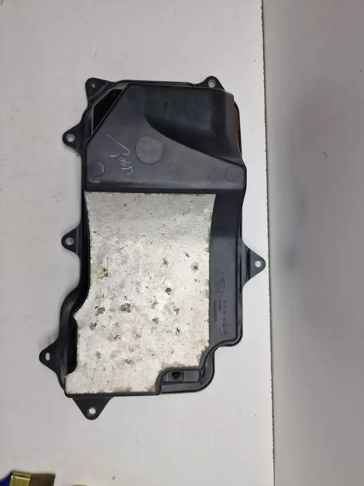 Ford C-MAX II (2010 - 2015) FM5810C709CA электрический вентилятор батареи автомобиля — фото 2