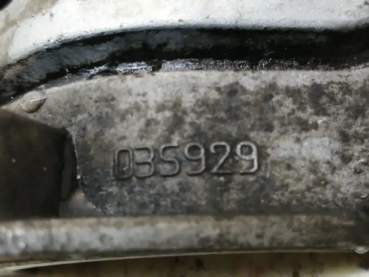 Opel Vivaro (2001 - 2006) 035929 Крышка распределительного вала — фото 2