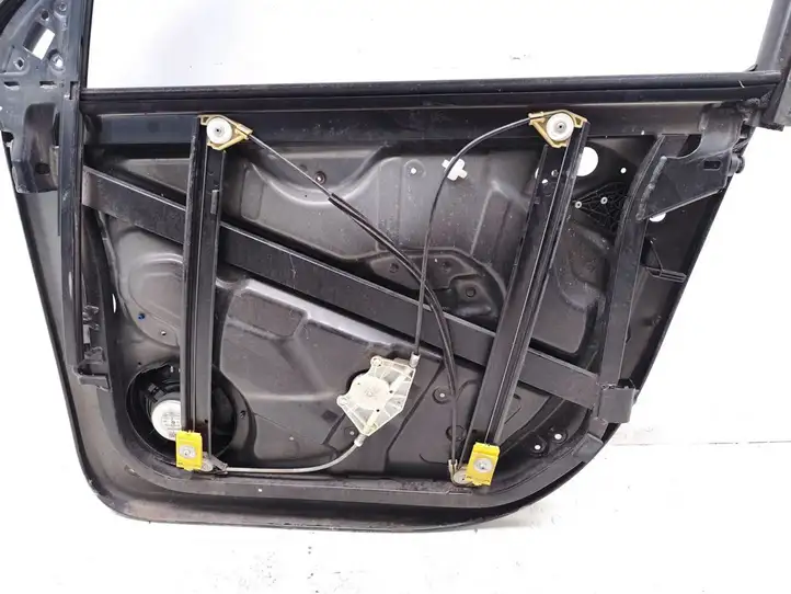 Volkswagen Touareg I (2002 - 2010) 7L6837729K Рамка стекла передней двери — фото 2