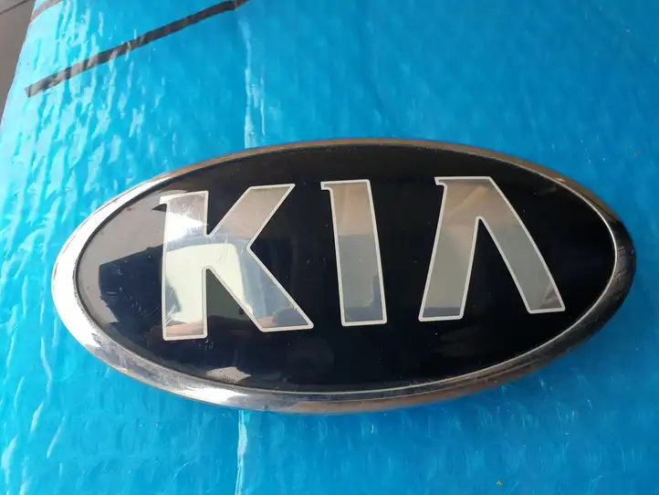 Kia Sportage (2010 - 2014) 863533W500 Эмблемы и надписи — фото 1