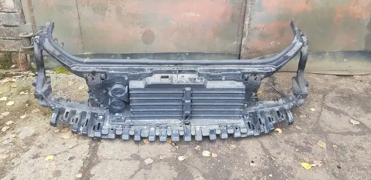 Land Rover Range Rover L405 (2012 - 2017) CPLA16E144AF Кронштейн панели радиатора — фото 1