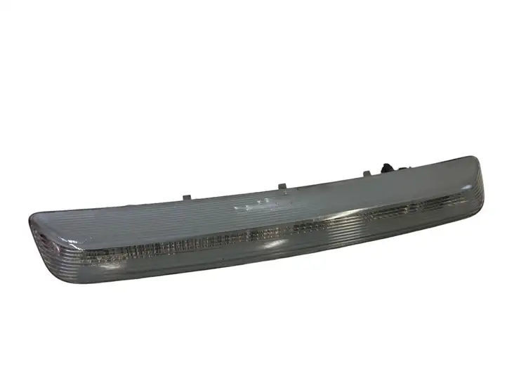 Toyota Avensis T270 (2009 - 2012) 8157005110 Дополнительный стоп фонарь — фото 3
