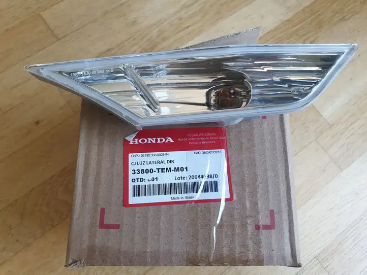Honda Civic X (2016 - 2021) 33800TEMM01 Поворотный фонарь крыла — фото 1