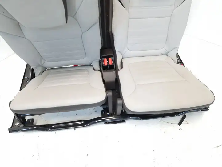 Renault Espace V (RFC) (2015 - 2019) Третий ряд сидений — фото 4