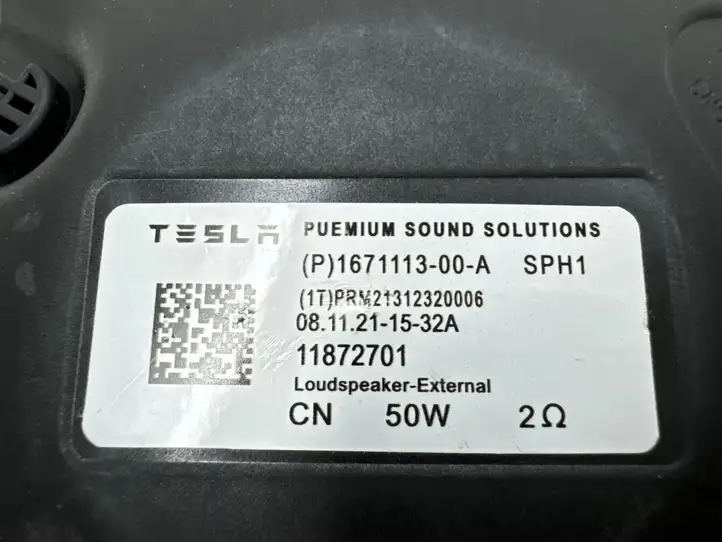 Tesla Model 3 (2017 - 2023) 167111300A Динамик парктроника (PDC) — фото 9