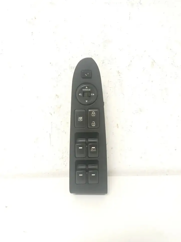 (2011 - 2016) 935703W910WK Кнопка стеклоподъемников — фото 1