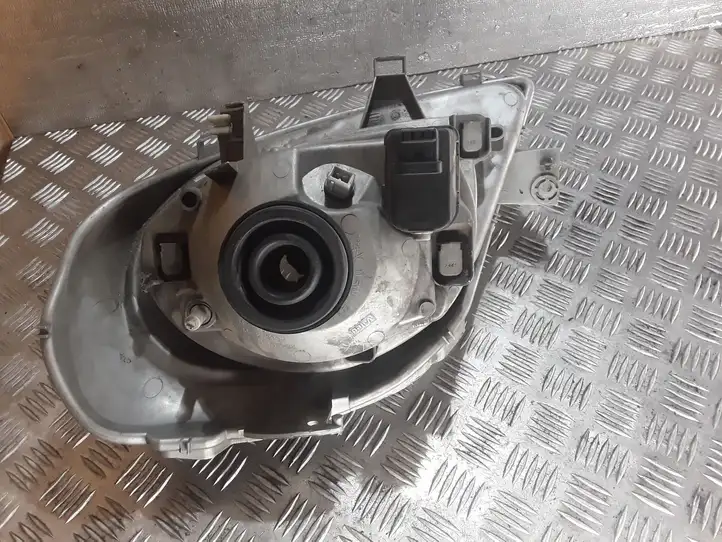 Opel Vivaro (2001 - 2006) 91165722 Передняя фара — фото 2