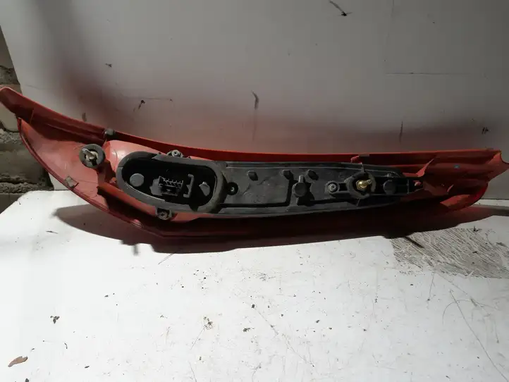 Fiat Punto (188) (1999 - 2010) 46794080 Задний фонарь в кузове — фото 2