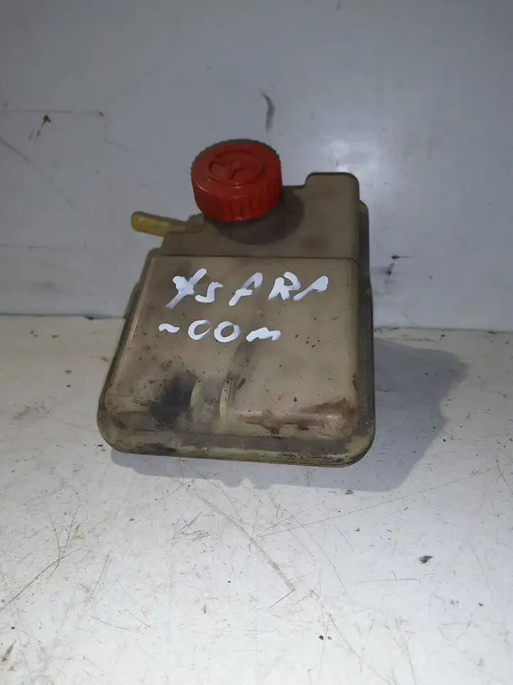 Citroen Xsara Picasso (1999 - 2012) 9605687880 Крышка расширительного бачка — фото 1