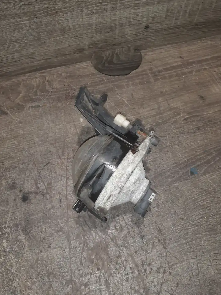 Audi A3/S3 8P (2004 - 2008) Передняя противотуманная фара — фото 3