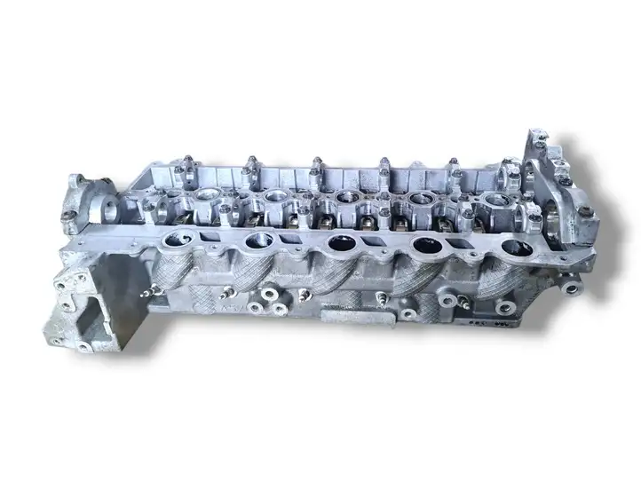 Volvo V70 (2007 - 2013) 30777365 Головка блока цилиндров — фото 4
