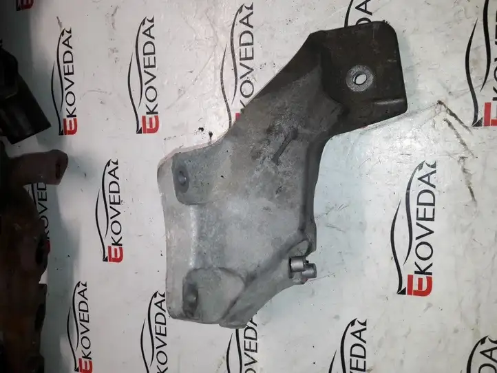 Land Rover Range Rover Sport L320 (2005 - 2009) 6H326061AB Кронштейн двигателя — фото 2