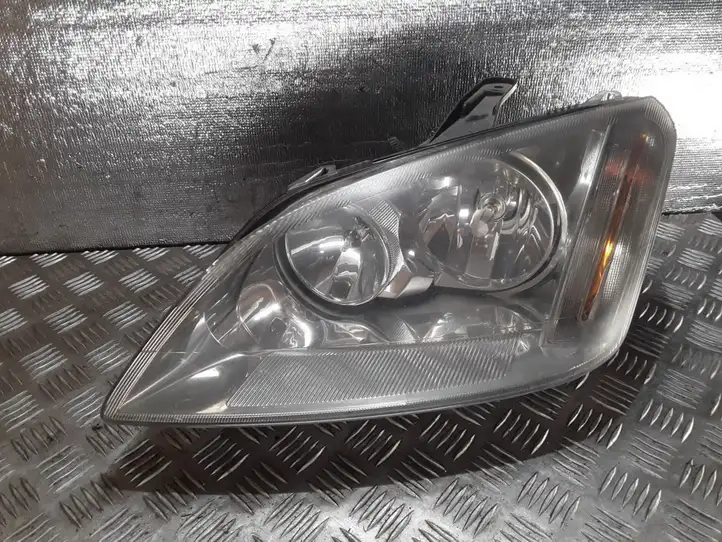 Ford Focus C-MAX (2003 - 2010) 270605 Передняя фара — фото 1